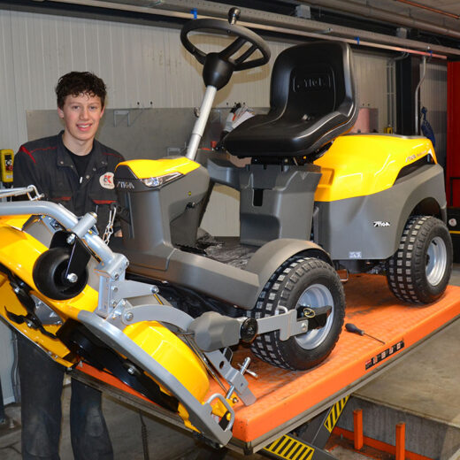 GEMONTEERD EN BEDRIJFSKLAAR ZITMAAIERS