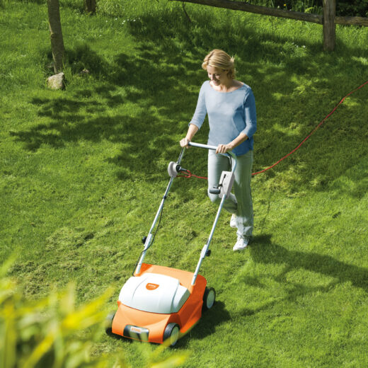 Wanneer en hoe kun je het beste verticuteren? Knoll Tuinmachines