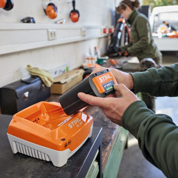 Accu’s opladen tijdens warm weer: zo houd je ze in topconditie